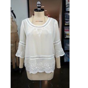 Reitman 3/4 Sleeve White Top w/EMB and Lace trims